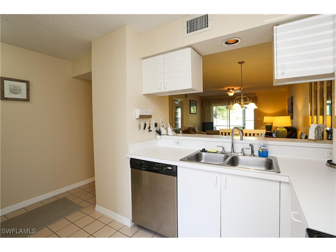 287 Quail Forest Boulevard #117 Naples FL 34105 225081519 image2
