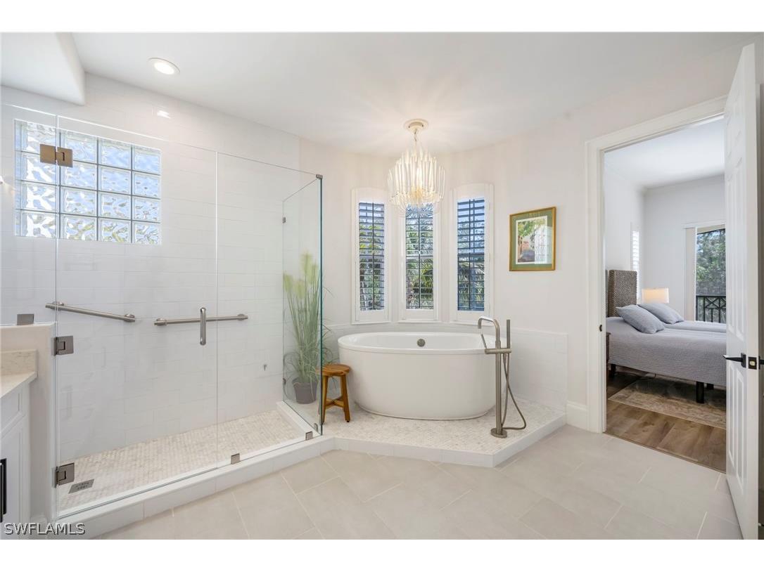 2870 Castillo Court #103 Naples FL 34109 226008853 image14