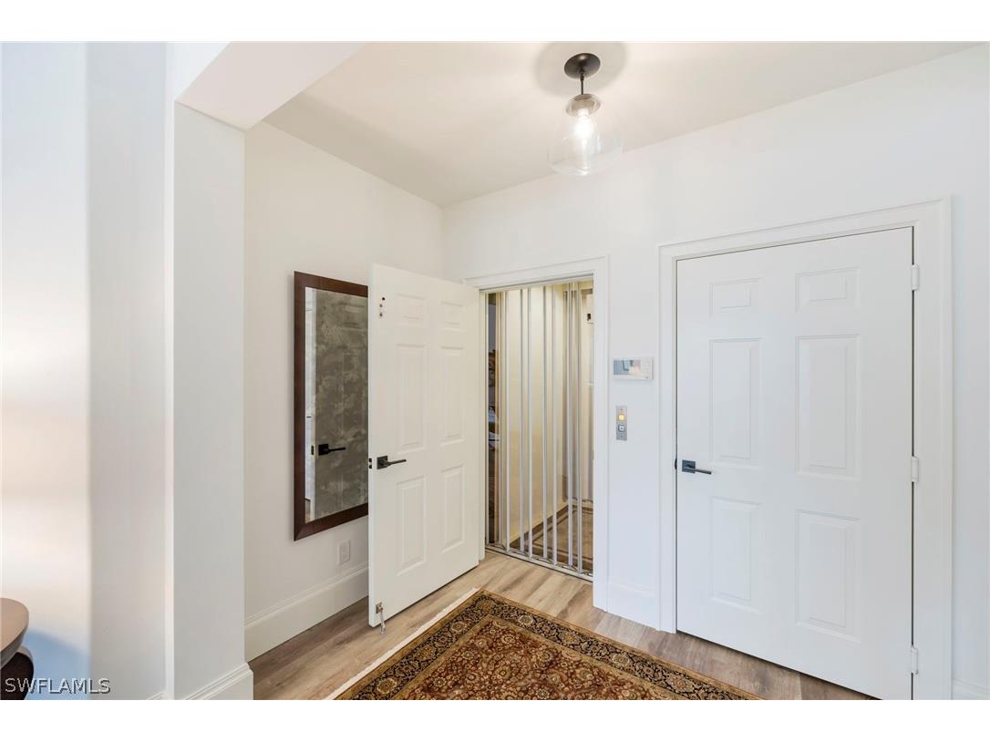 2870 Castillo Court #103 Naples FL 34109 226008853 image25