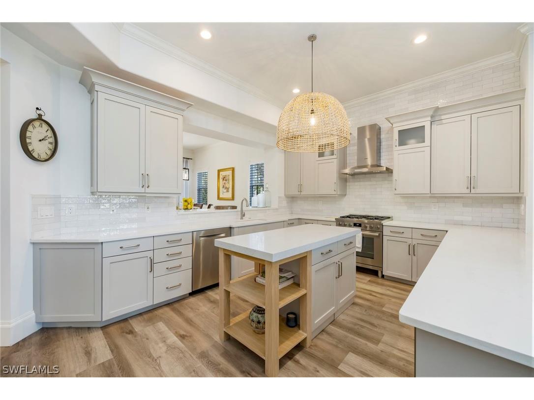 2870 Castillo Court #103 Naples FL 34109 226008853 image4