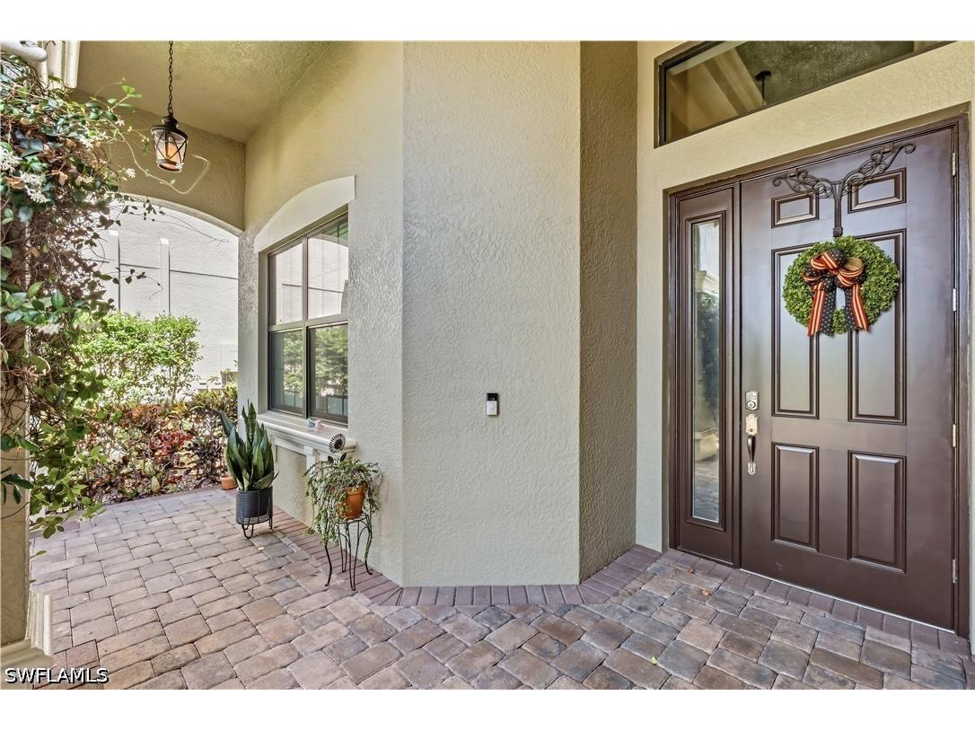 2870 Cinnamon Bay Circle NW Naples FL 34119 226020816 image1
