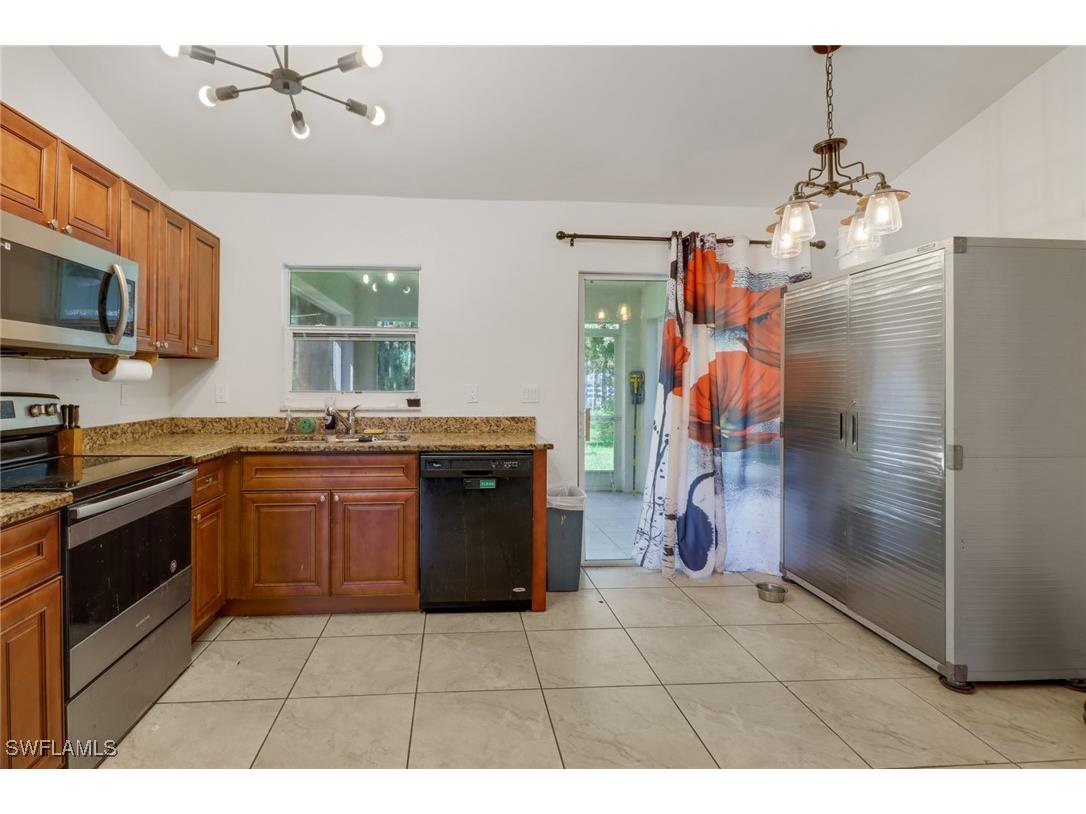 2873 66th Avenue NE Naples FL 34120 224066811 image10