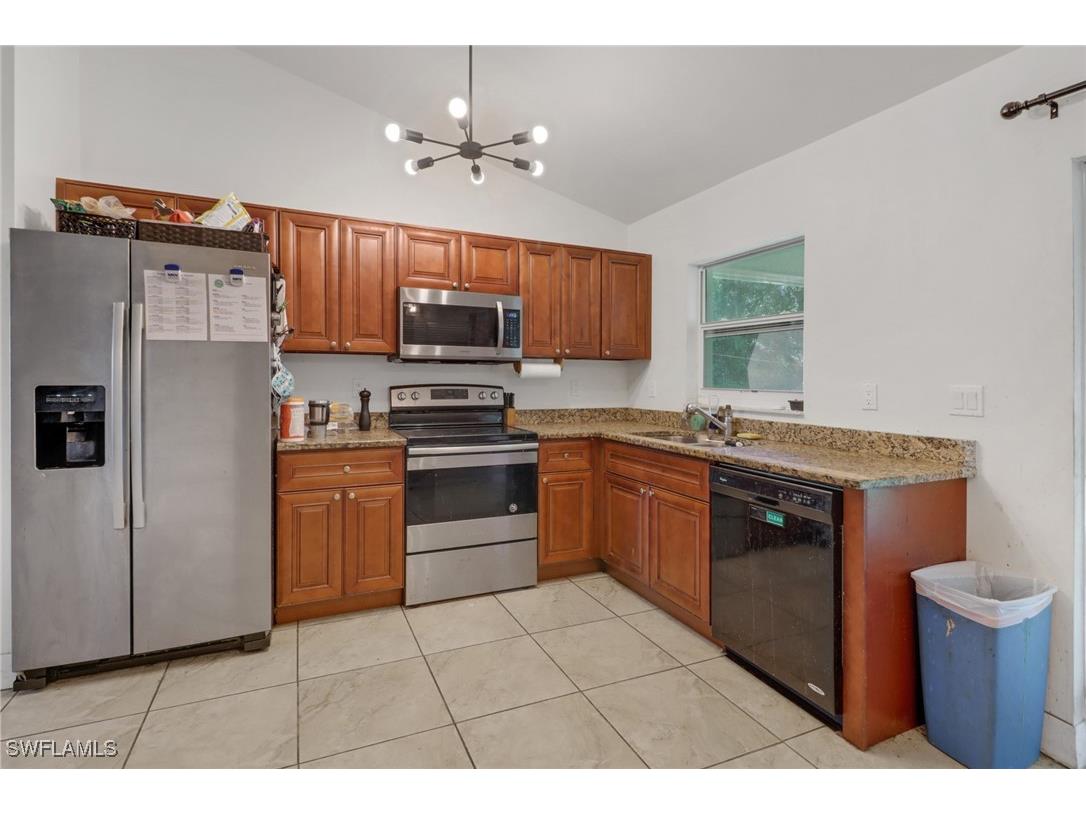 2873 66th Avenue NE Naples FL 34120 224066811 image5