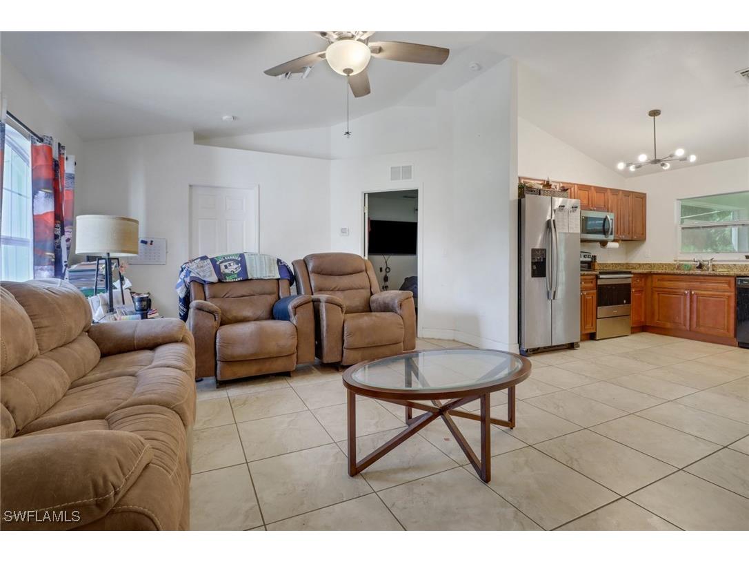 2873 66th Avenue NE Naples FL 34120 224066811 image8