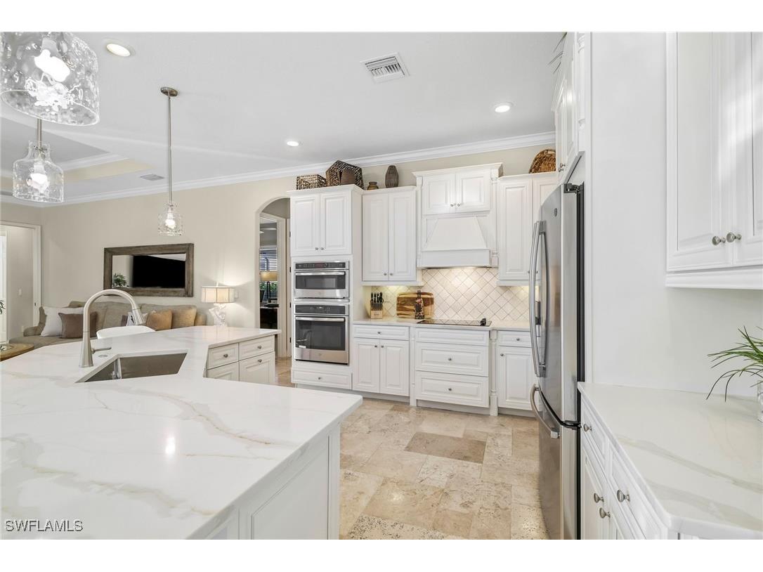 28730 Cavan Court Bonita Springs FL 34135 226000455 image1