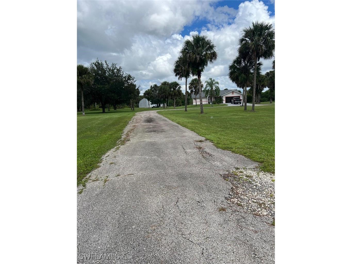 2875 18th Avenue SE Naples FL 34117 225080475 image16