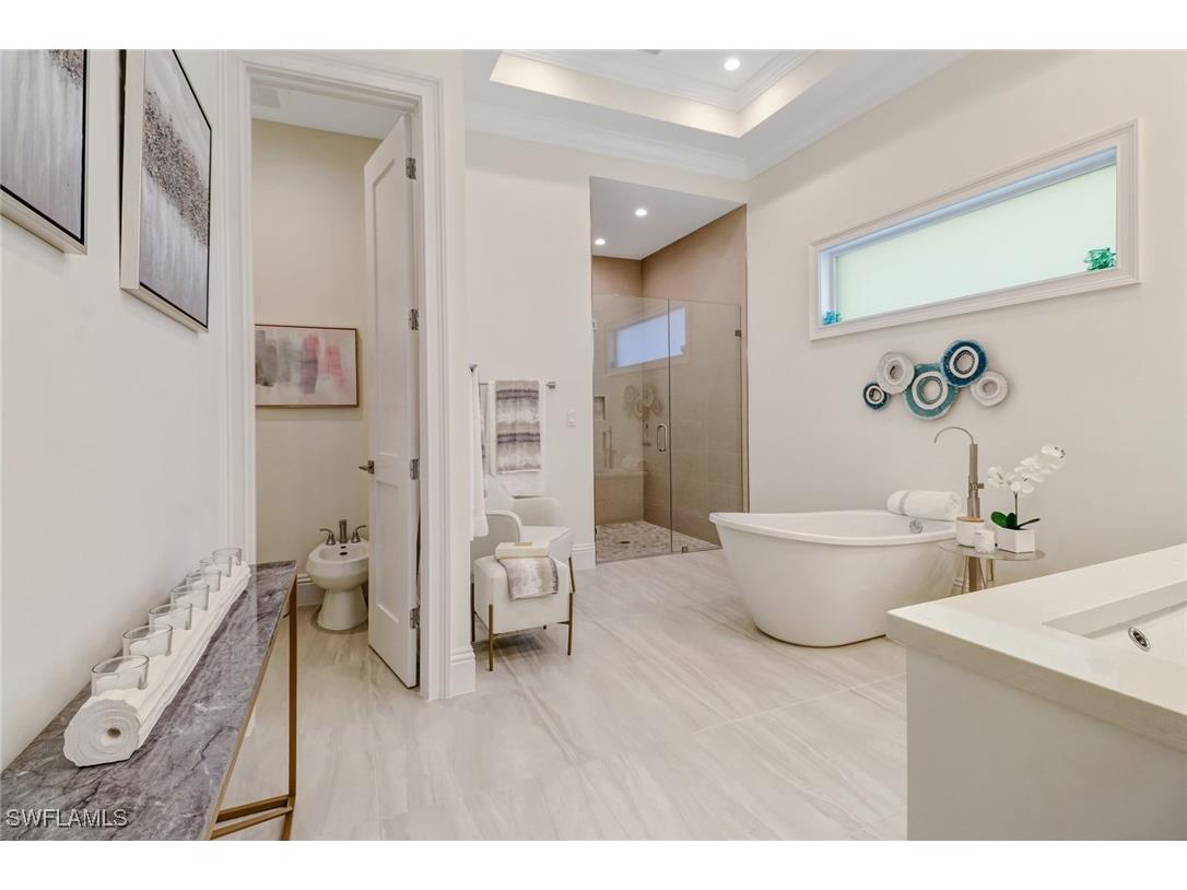 2875 Coco Lakes Drive Naples FL 34105 225053552 image12