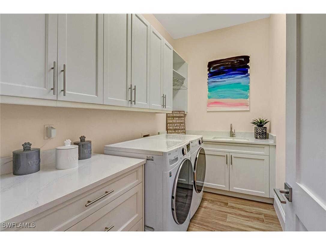 2875 Coco Lakes Drive Naples FL 34105 225053552 image13