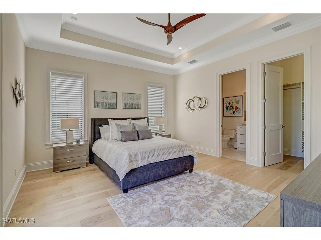 2875 Coco Lakes Drive Naples FL 34105 225053552 image16