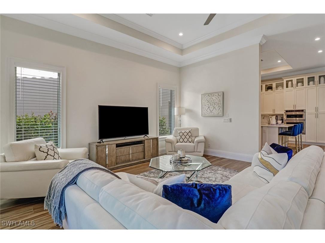 2875 Coco Lakes Drive Naples FL 34105 225053552 image9