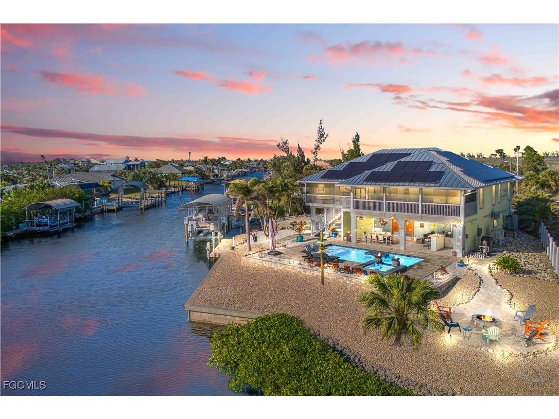 2875 Cussell Drive Saint James City FL 33956 2025010744 image1