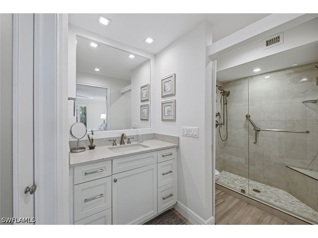 2875 Gulf Shore Boulevard N #106 Naples FL 34103 226021025 image17