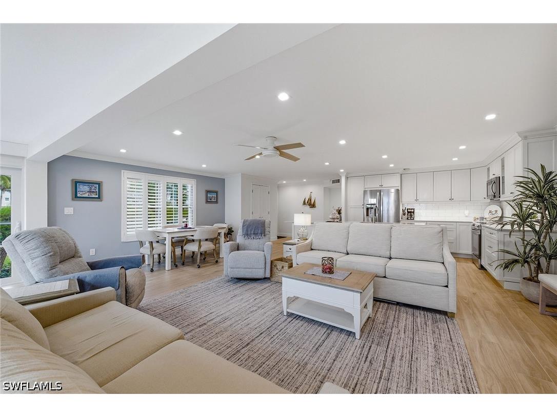 2875 Gulf Shore Boulevard N #106 Naples FL 34103 226021025 image6