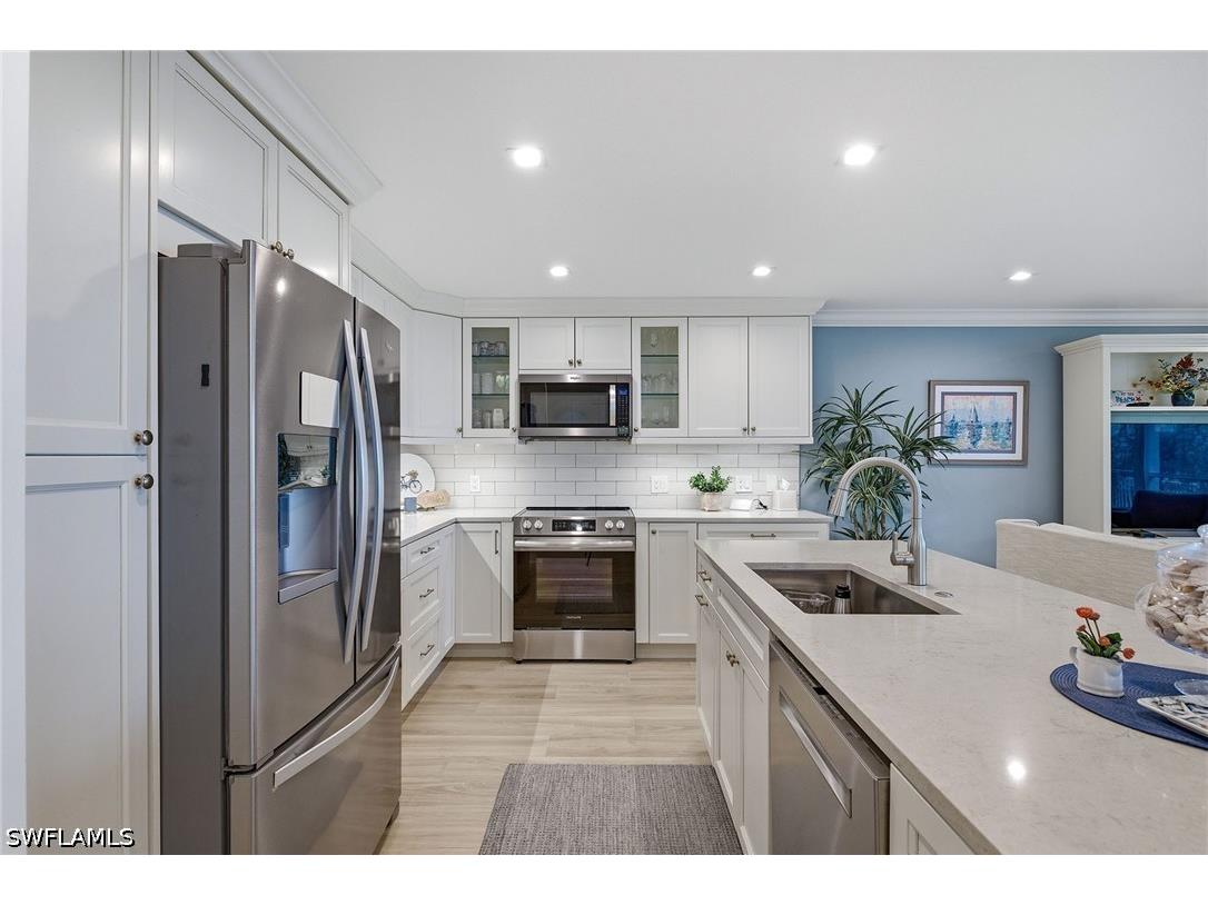 2875 Gulf Shore Boulevard N #106 Naples FL 34103 226021025 image7