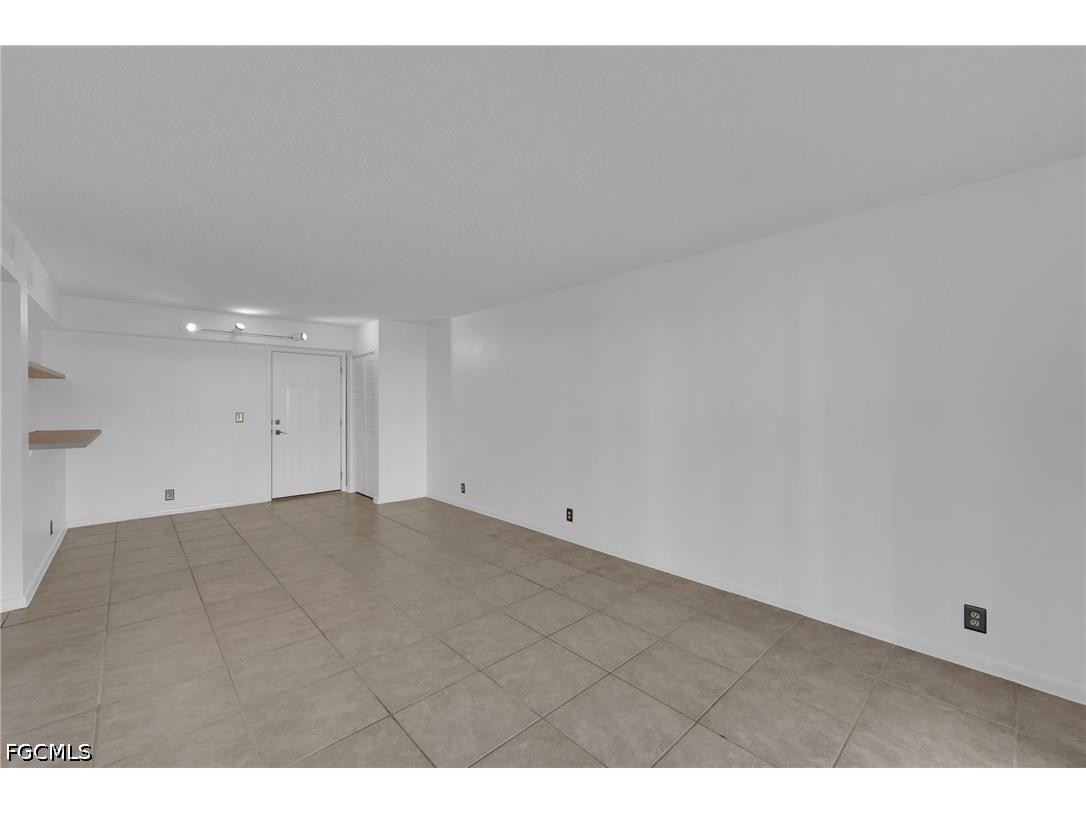2875 Palm Beach Boulevard #205 Fort Myers FL 33916 2026021538 image10