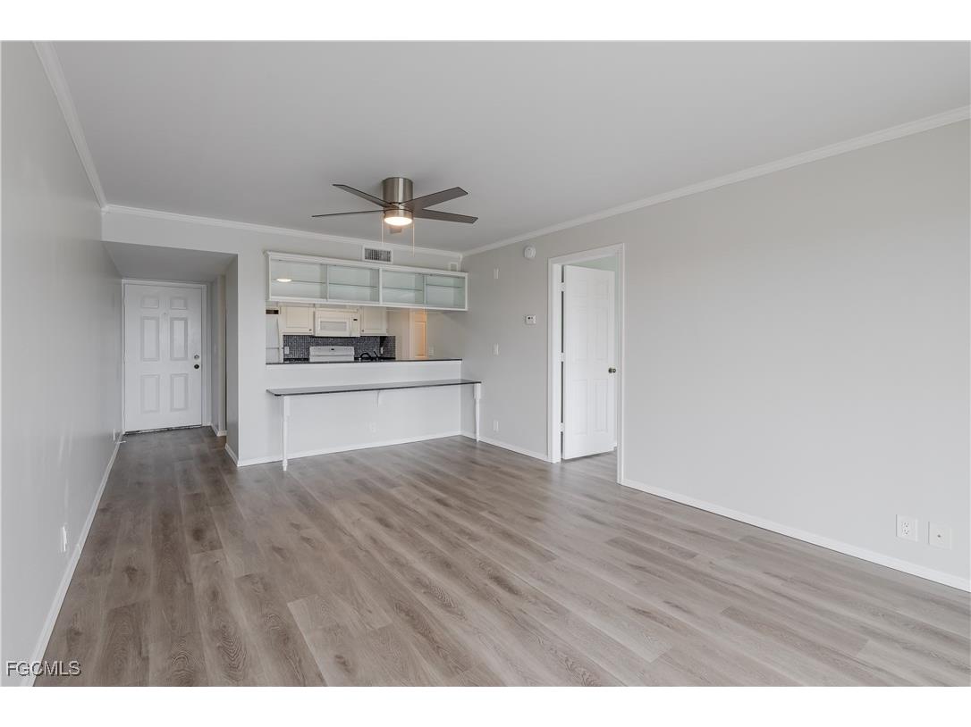 2875 Palm Beach Boulevard #607 Fort Myers FL 33916 2025020122 image10