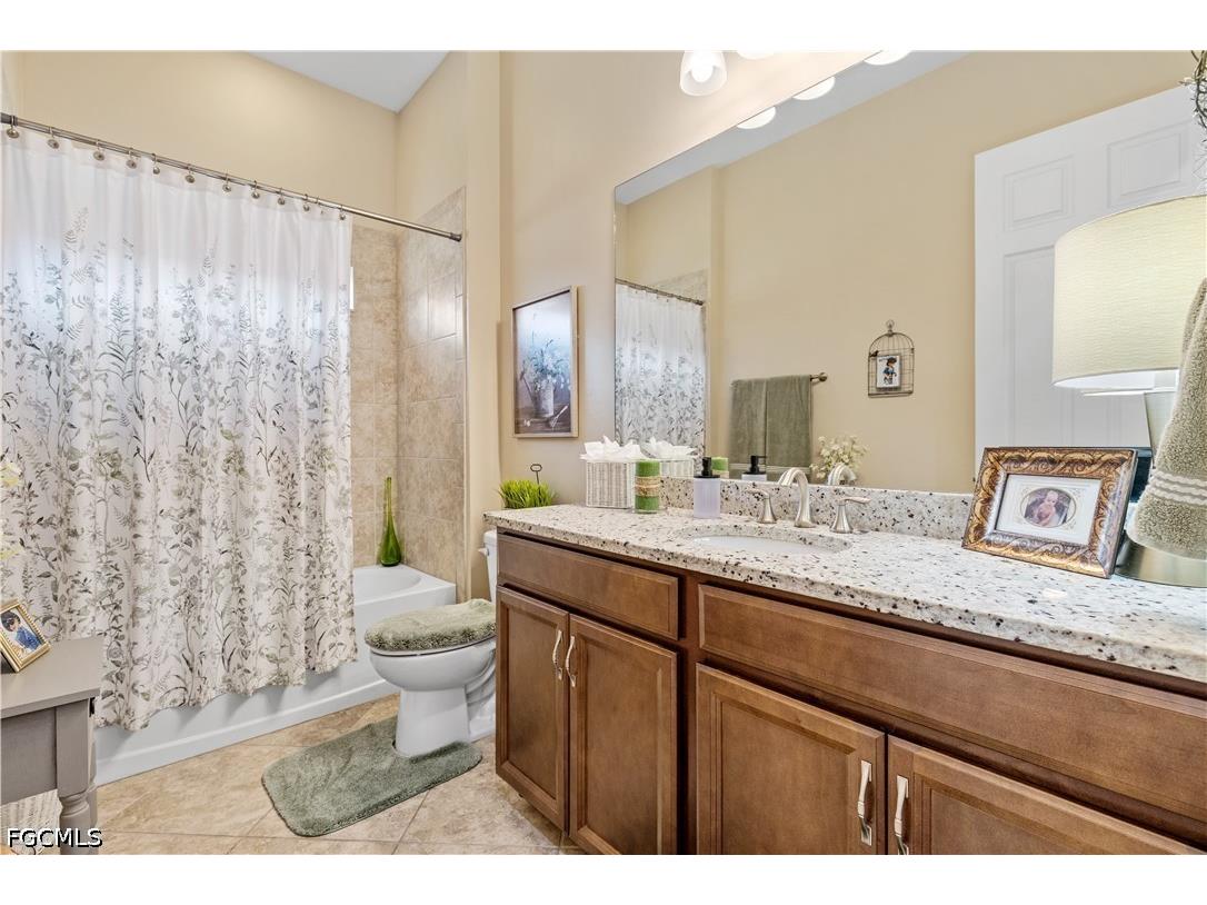 2875 Sunset Pointe Circle E Cape Coral FL 33914 2026025197 image12