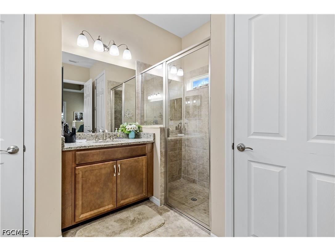 2875 Sunset Pointe Circle E Cape Coral FL 33914 2026025197 image15