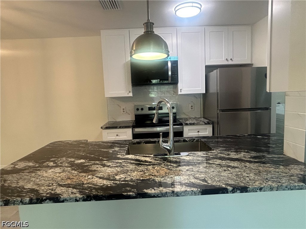 2875 Winkler Avenue #511 Fort Myers FL 33916 2026019122 image3