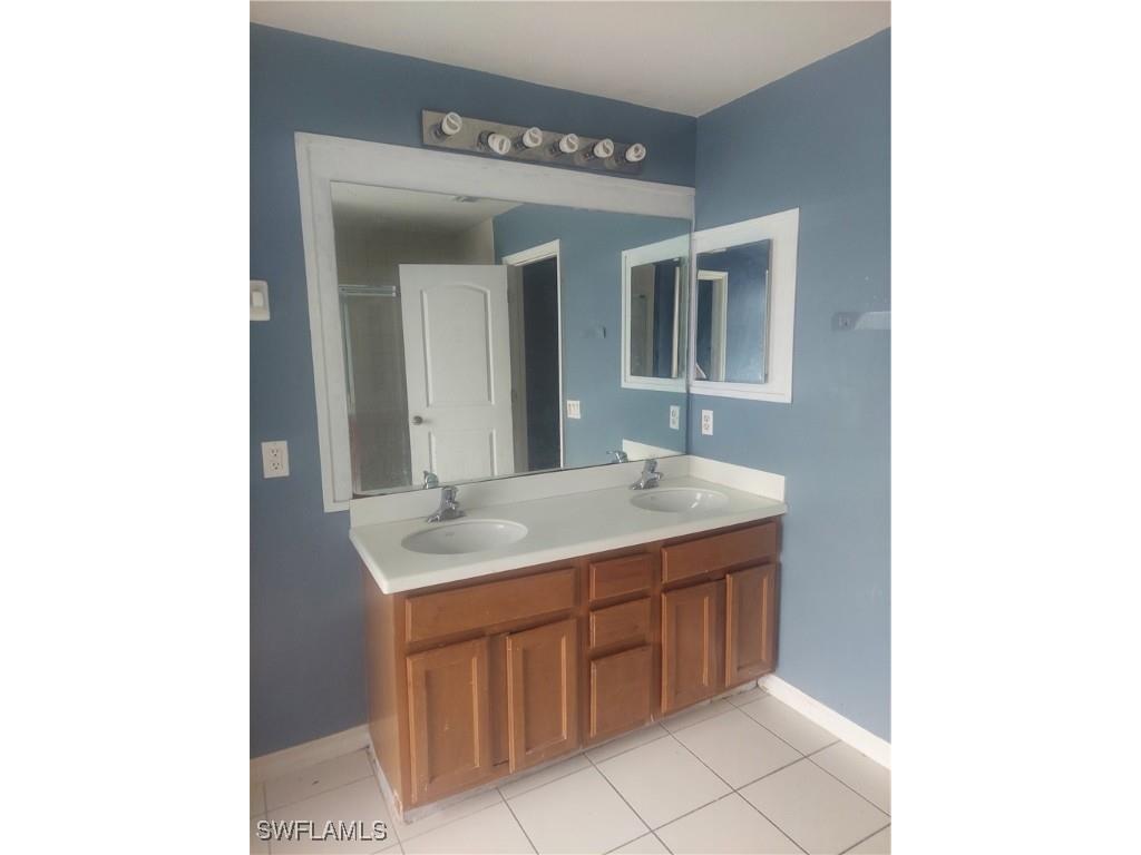 2876 Blossom Court Naples FL 34120 225072499 image12