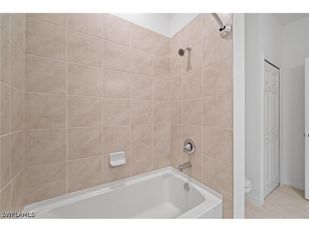 2878 Blossom Way Naples FL 34120 226018080 image22