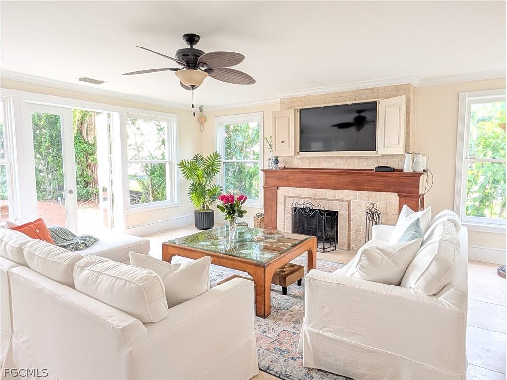 2878 Valencia Way Fort Myers FL 33901 2026009126 image12