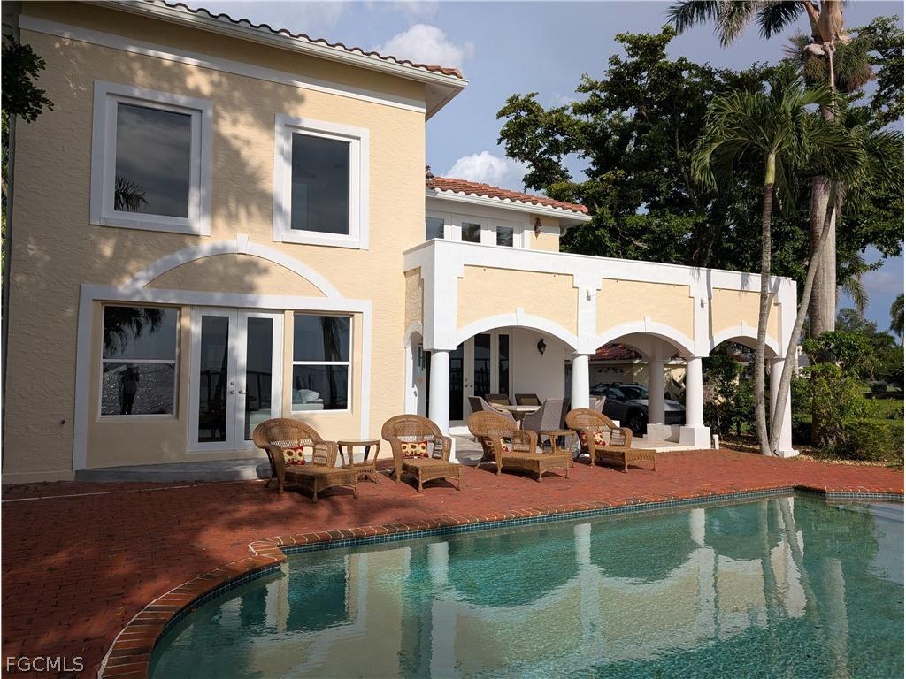 2878 Valencia Way Fort Myers FL 33901 2026009126 image5