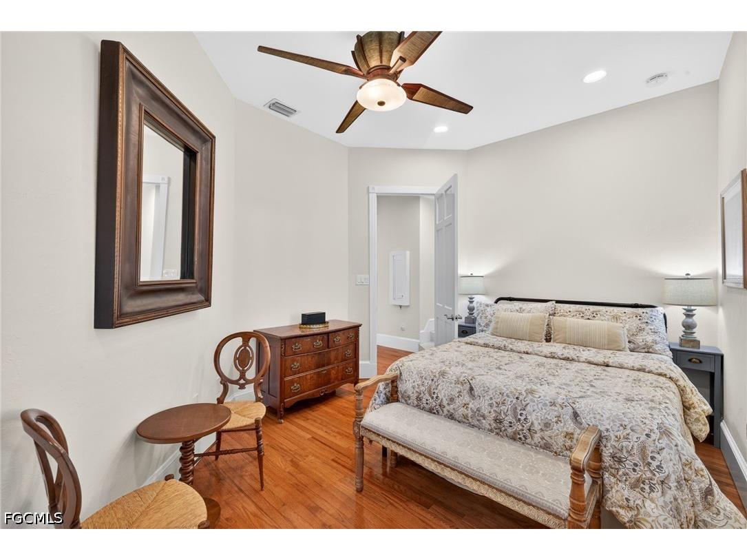 2878 Valencia Way Fort Myers FL 33901 2026011317 image27