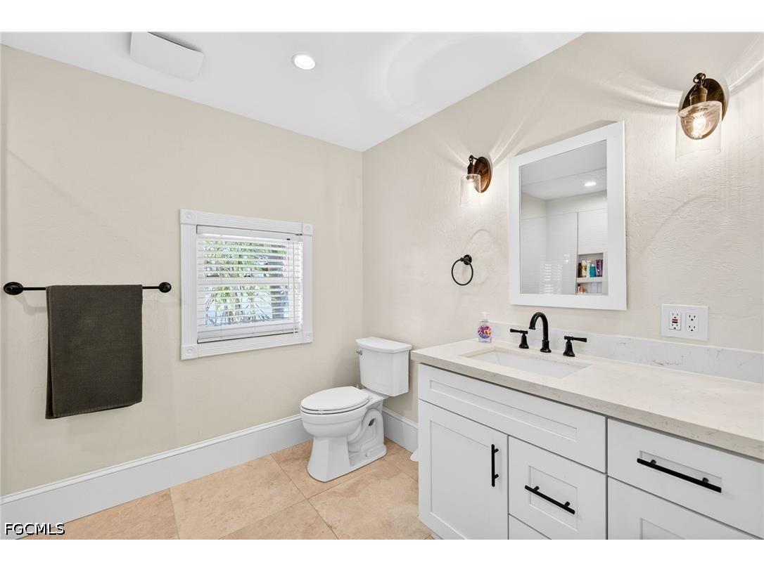 2878 Valencia Way Fort Myers FL 33901 2026011317 image29