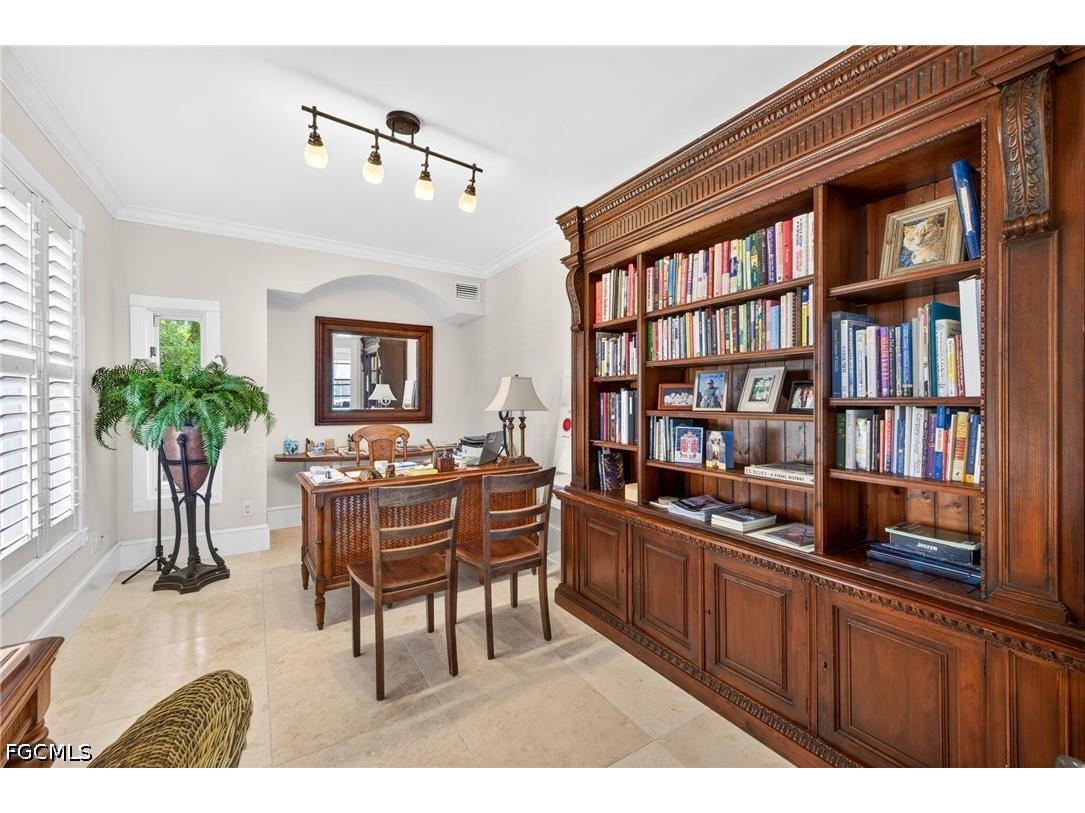 2878 Valencia Way Fort Myers FL 33901 2026011317 image30