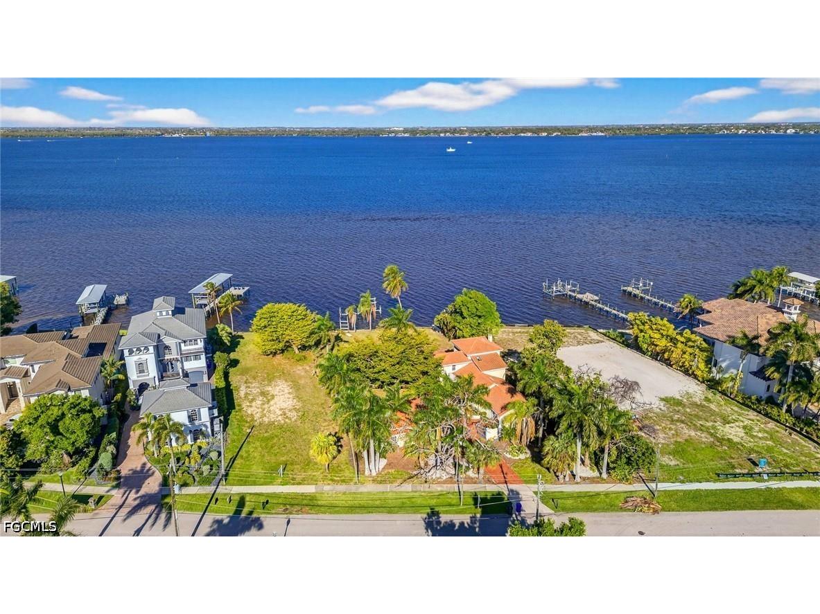 2878 Valencia Way Fort Myers FL 33901 2026011317 image44