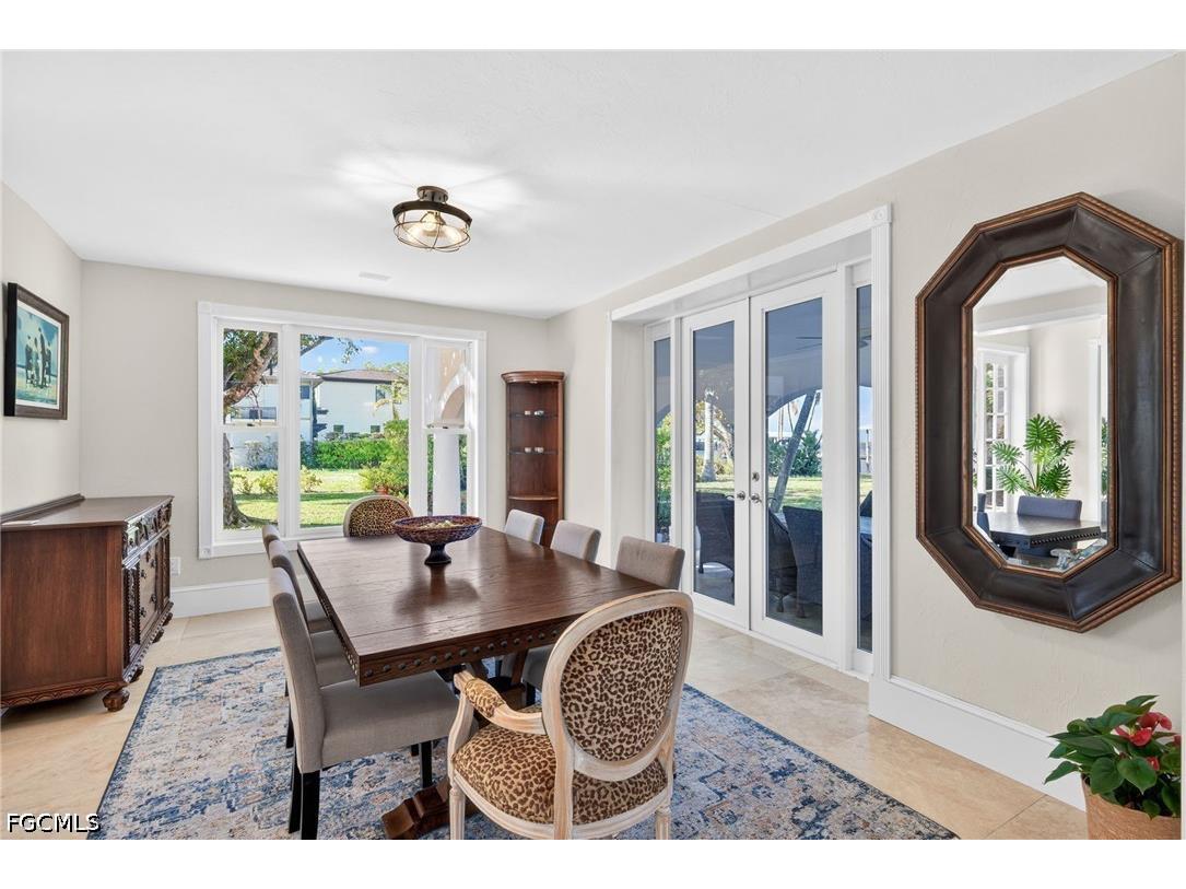 2878 Valencia Way Fort Myers FL 33901 2026011317 image6