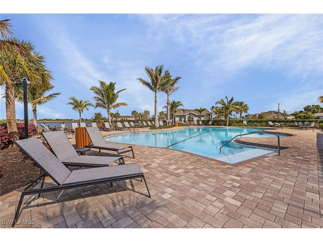 288 Spring Hill Lake Loop Cape Coral FL 33993 225013794 image25