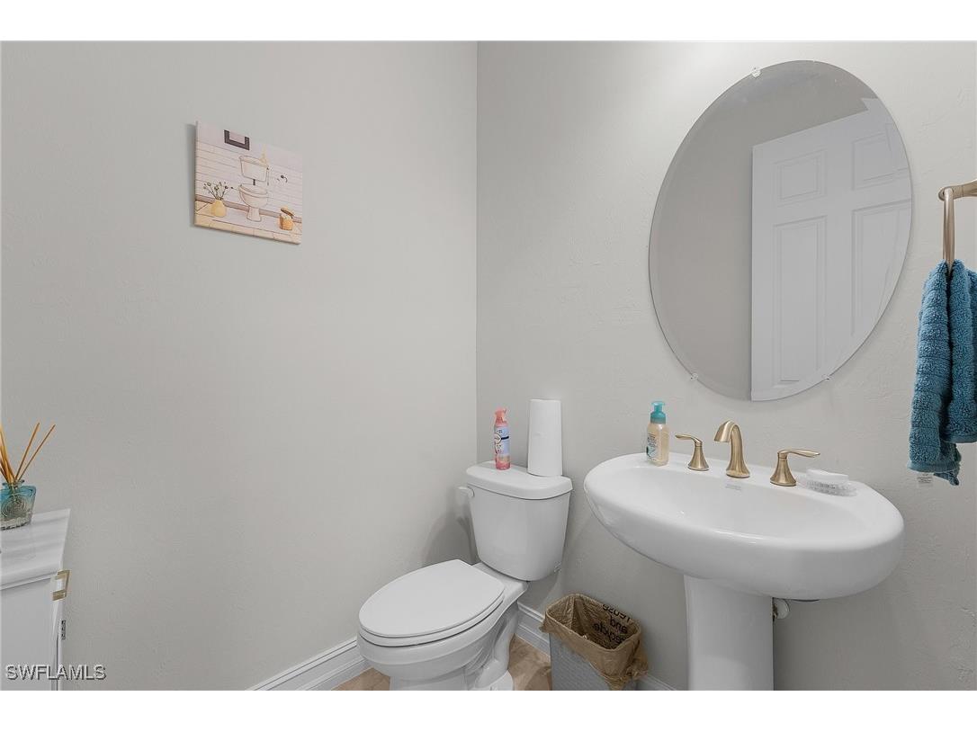 288 Spring Hill Lake Loop Cape Coral FL 33993 225013794 image9