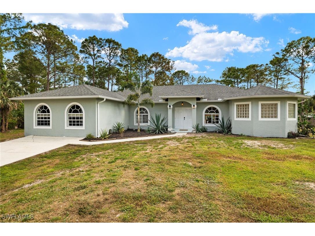 2880 10th Avenue SE Naples FL 34117 225028785 image1