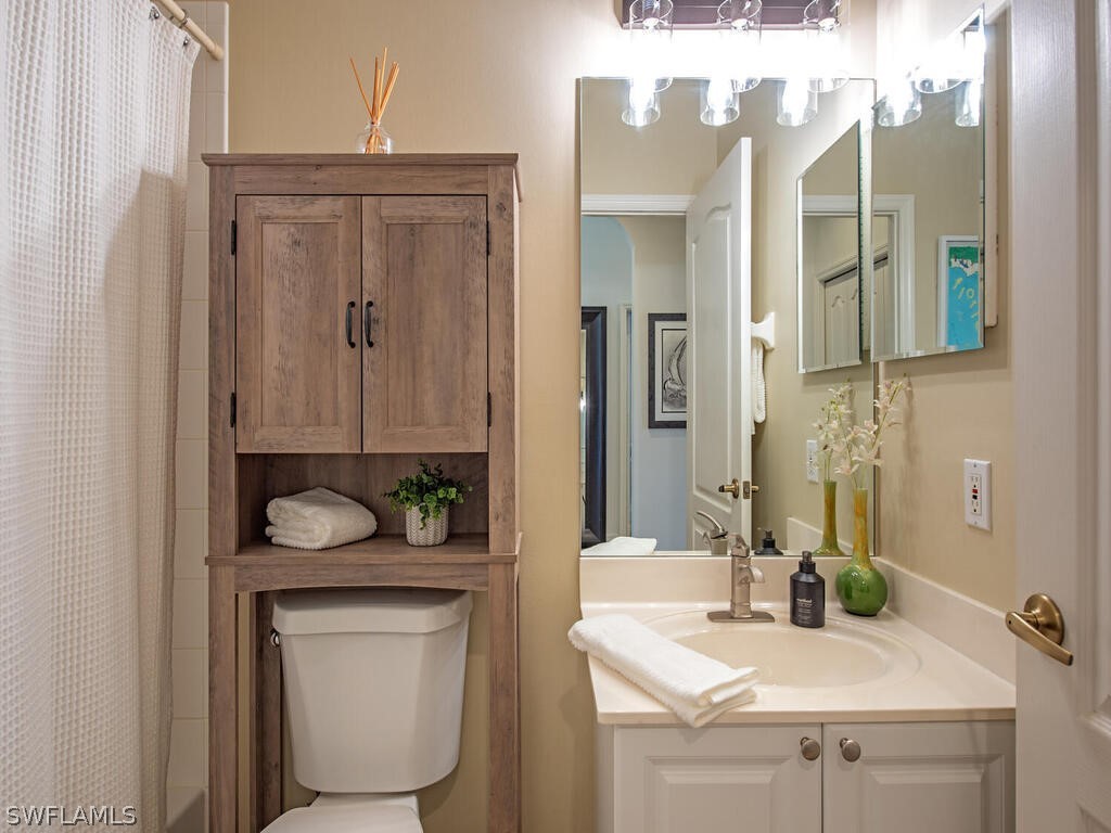 2880 Cypress Trace Circle #202 Naples FL 34119 226012352 image11