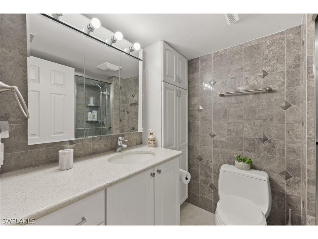 2880 Gulf Shore Boulevard N #410 Naples FL 34103 226009835 image24