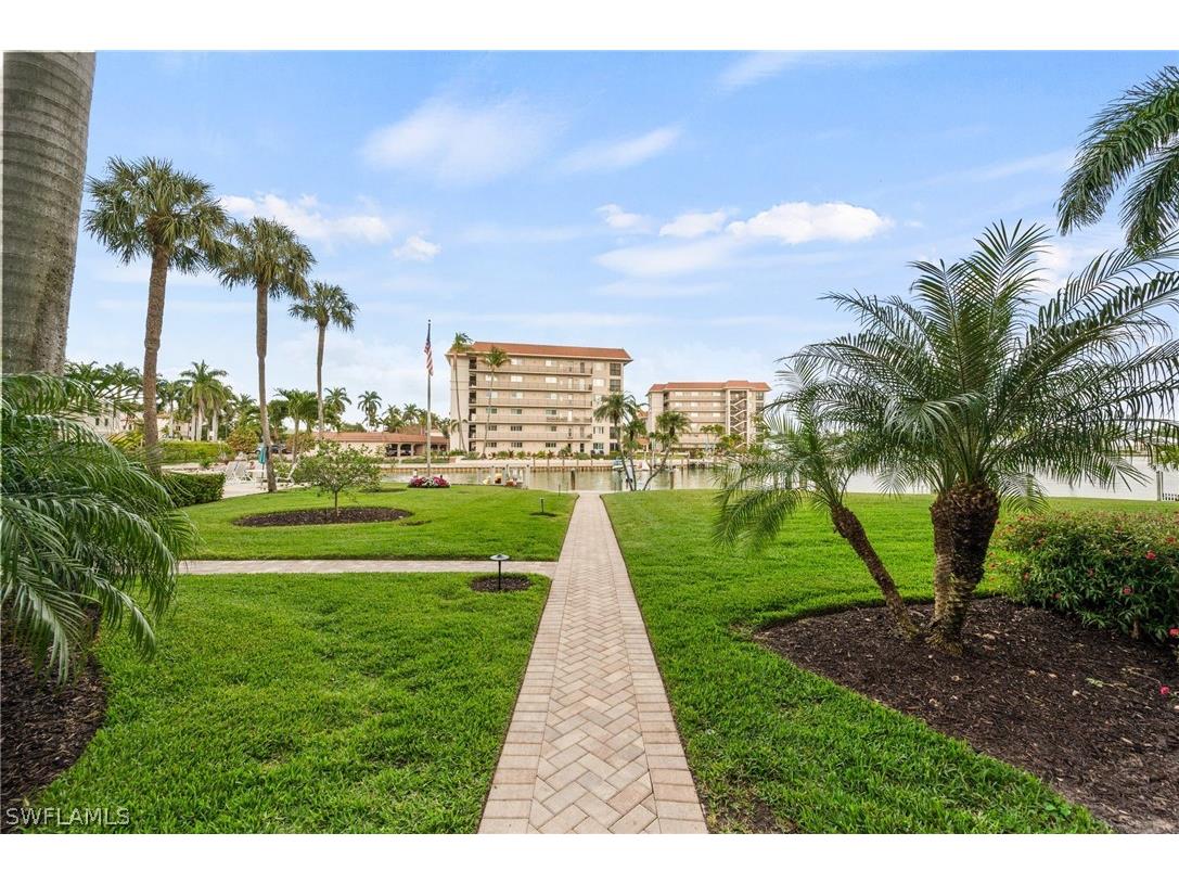 2880 Gulf Shore Boulevard N #410 Naples FL 34103 226009835 image39