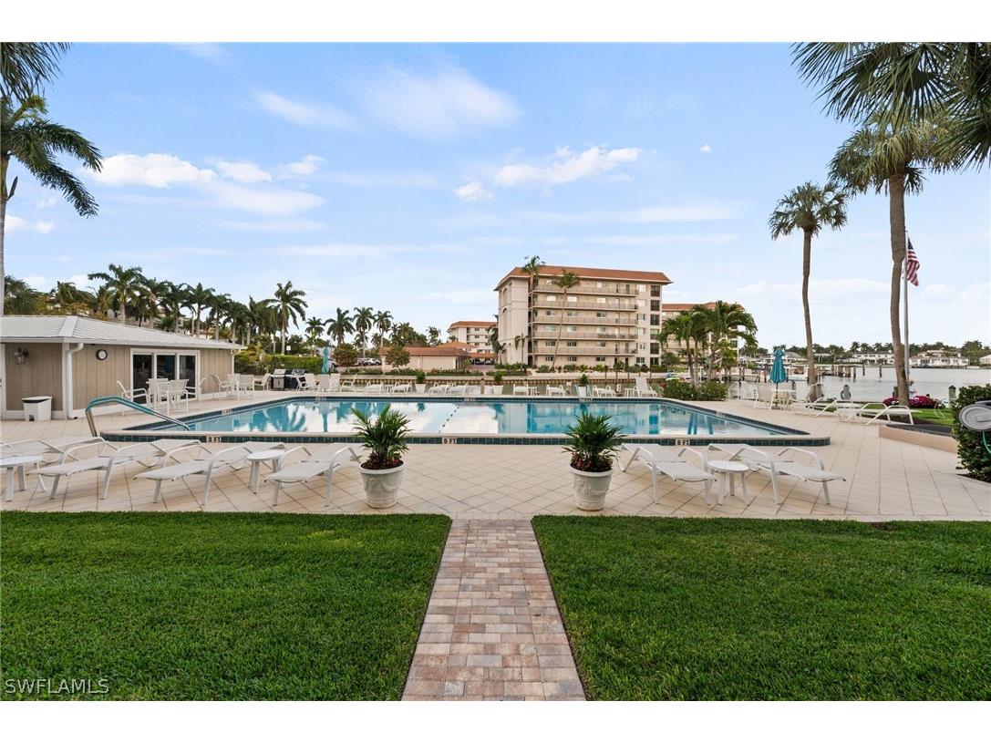 2880 Gulf Shore Boulevard N #410 Naples FL 34103 226009835 image40