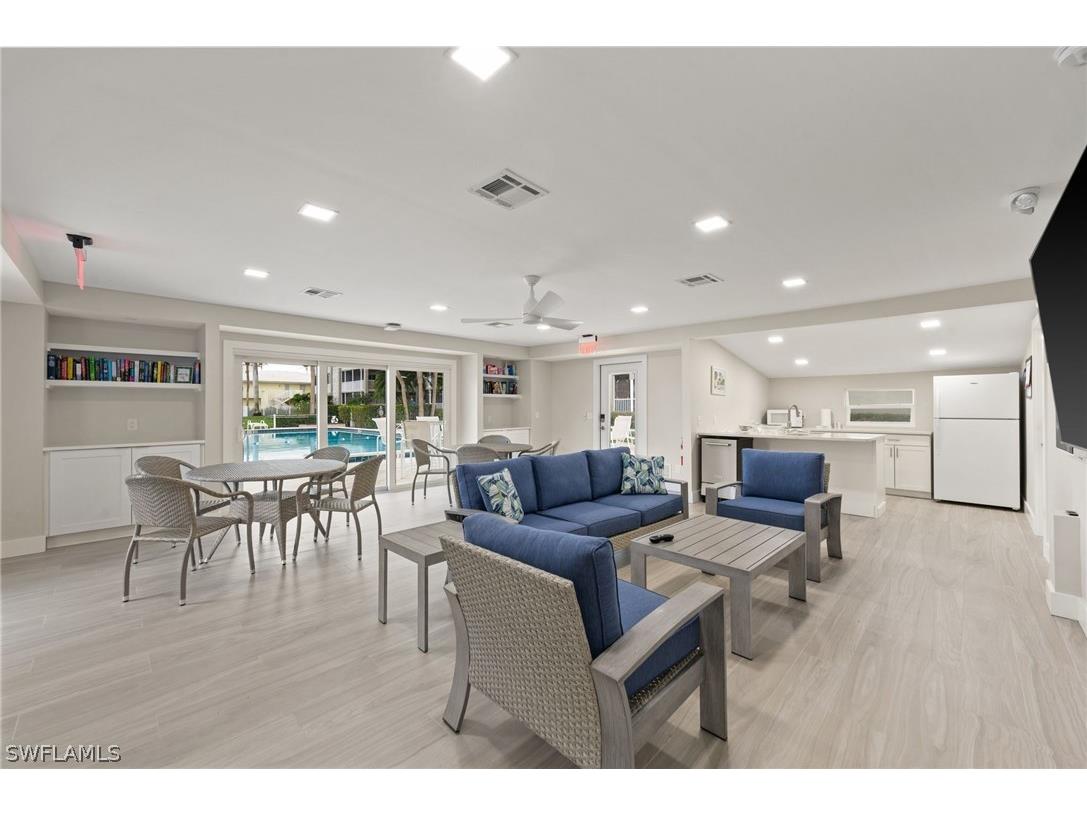 2880 Gulf Shore Boulevard N #410 Naples FL 34103 226009835 image46