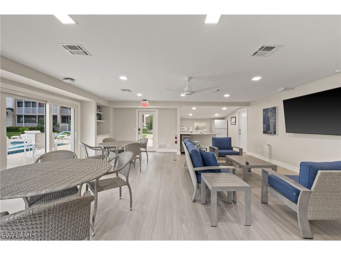 2880 Gulf Shore Boulevard N #410 Naples FL 34103 226009835 image47
