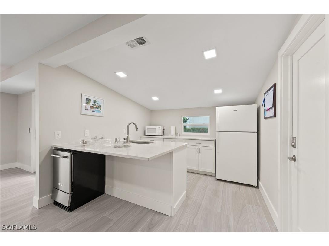 2880 Gulf Shore Boulevard N #410 Naples FL 34103 226009835 image48