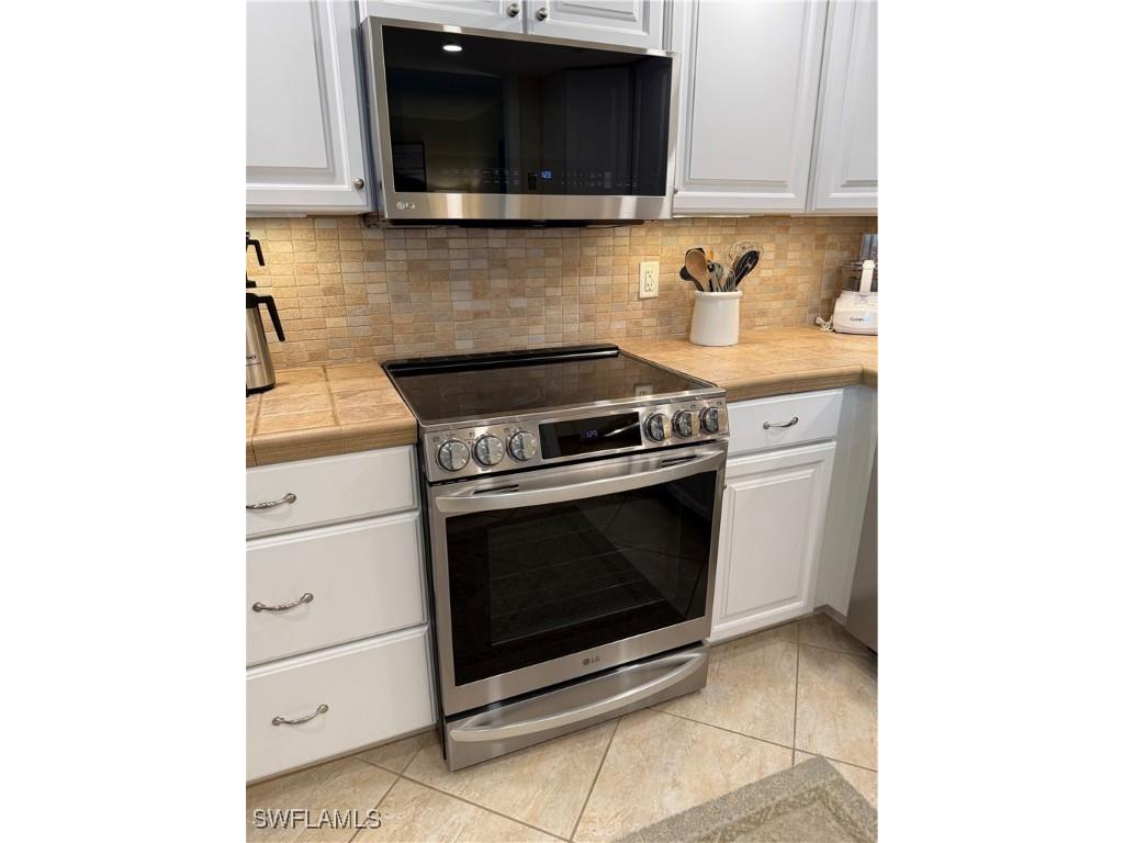 2880 Gulf Shore Boulevard N #404 Naples FL 34103 225075943 image11