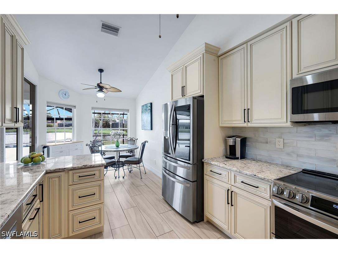 28820 Trenton Court Bonita Springs FL 34134 226021569 image10