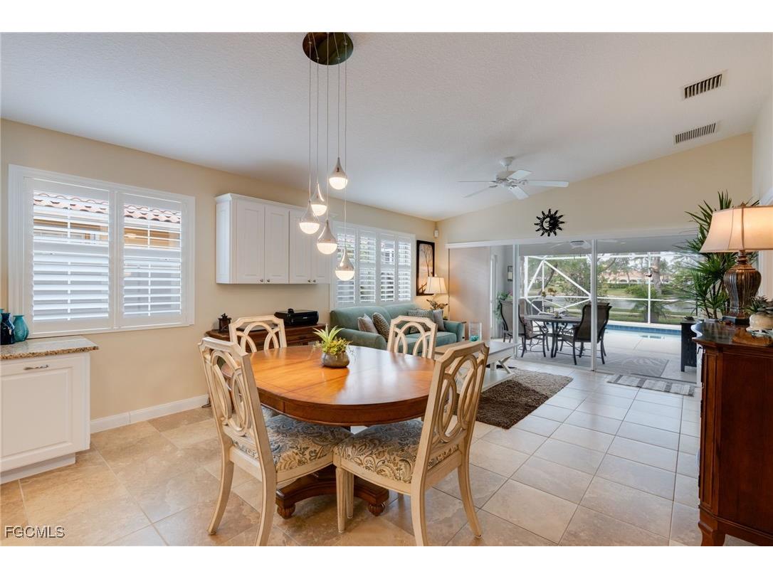 28835 Vermillion Lane Bonita Springs FL 34135 2025024743 image3