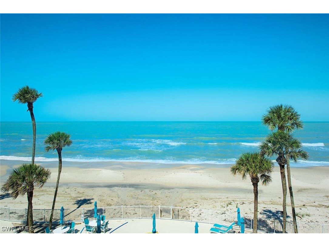 2885 Gulf Shore Boulevard N #302 Naples FL 34103 223033125 image1