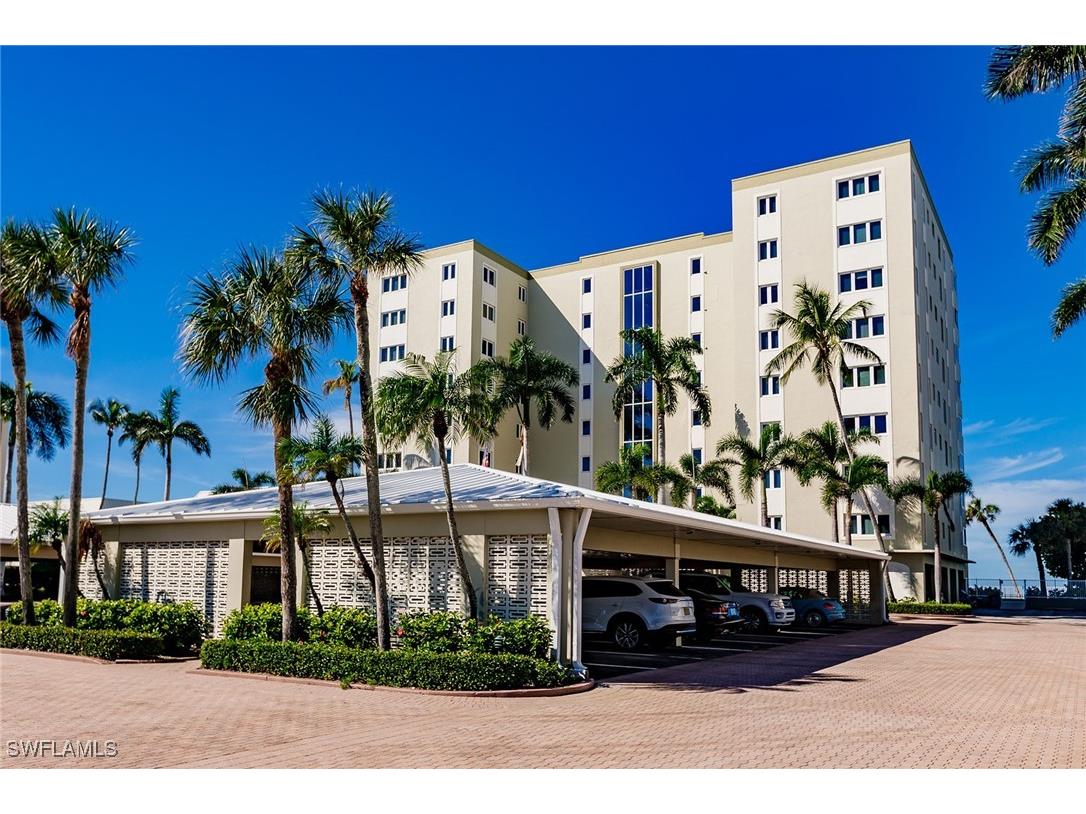 2885 Gulf Shore Boulevard N #302 Naples FL 34103 225069321 image1