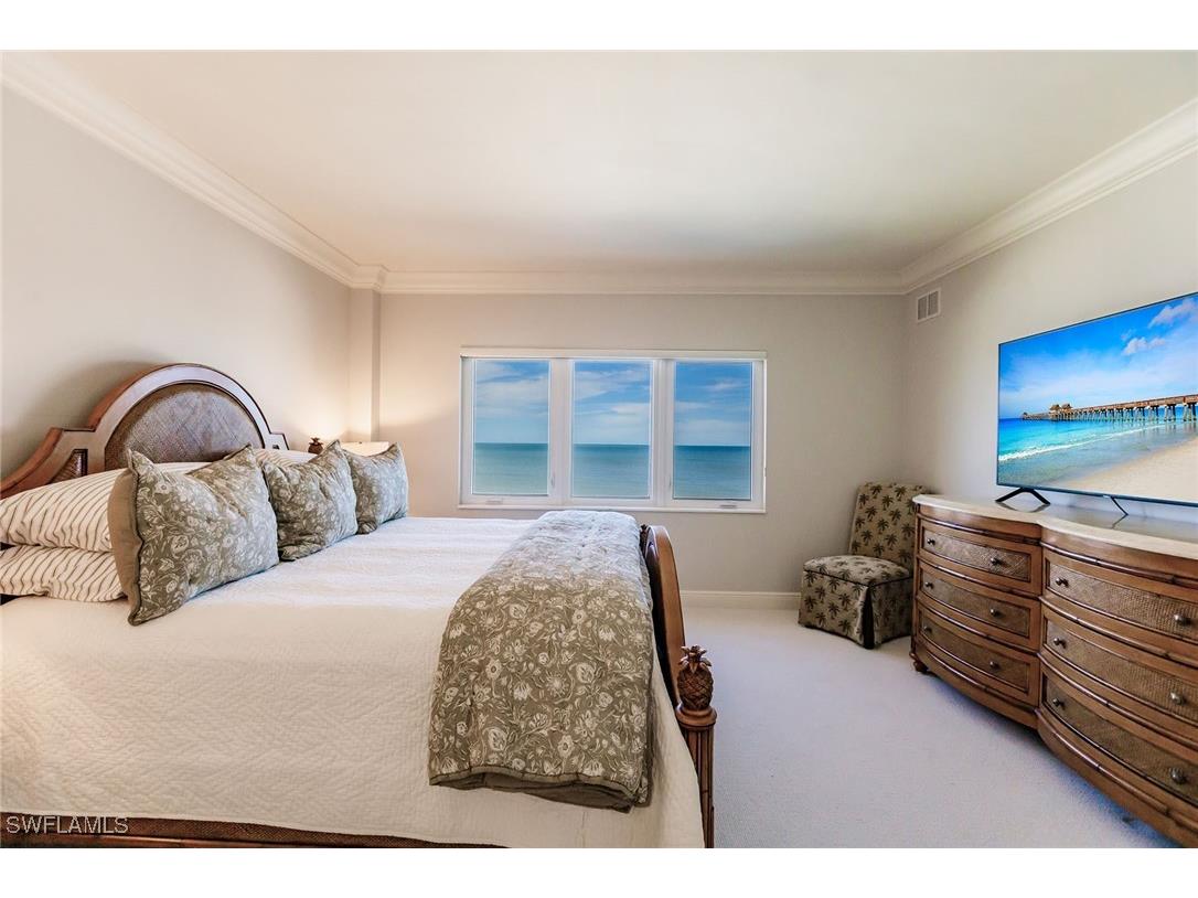 2885 Gulf Shore Boulevard N #302 Naples FL 34103 225069321 image20