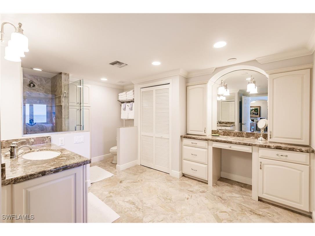 2885 Gulf Shore Boulevard N #302 Naples FL 34103 225069321 image23