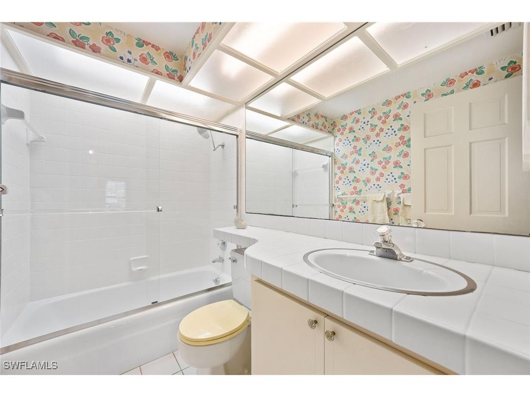 2885 Gulf Shore Boulevard N #304 Naples FL 34103 225077388 image12